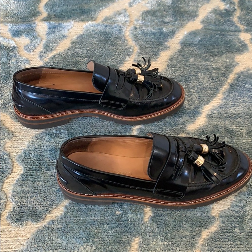 Stuart Weitzman Manila Signature Loafer - Size 9